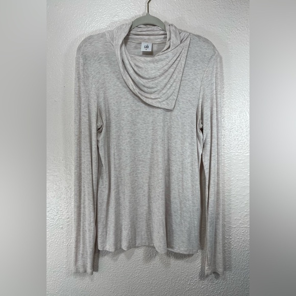 Cabi #3226 Long Sleeve Cowl Neck Lightweight Top in Oatmeal Women’s Medium - Picture 13 of 13